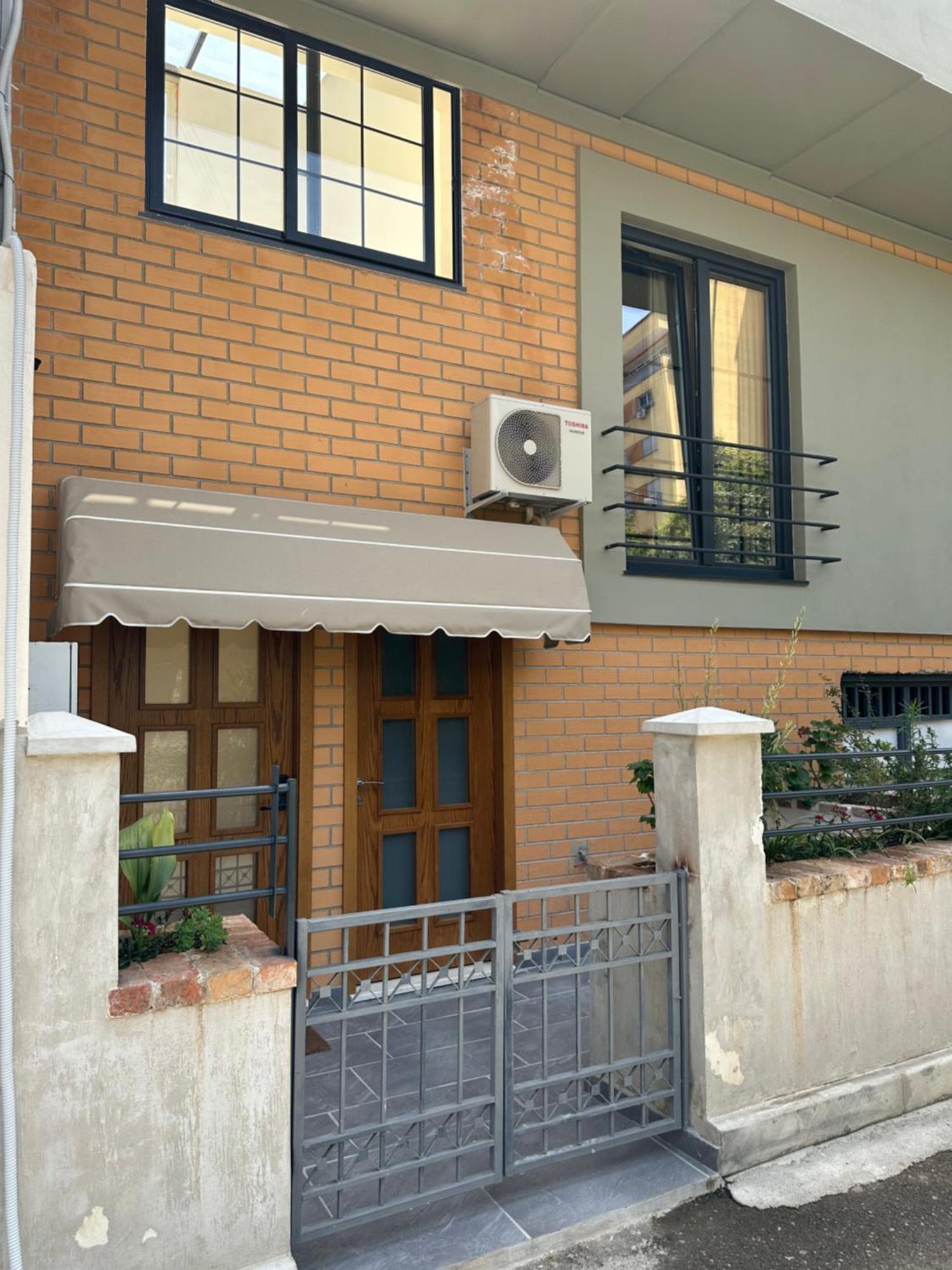 Central Comfort Suites Tiranë Eksteriør bilde