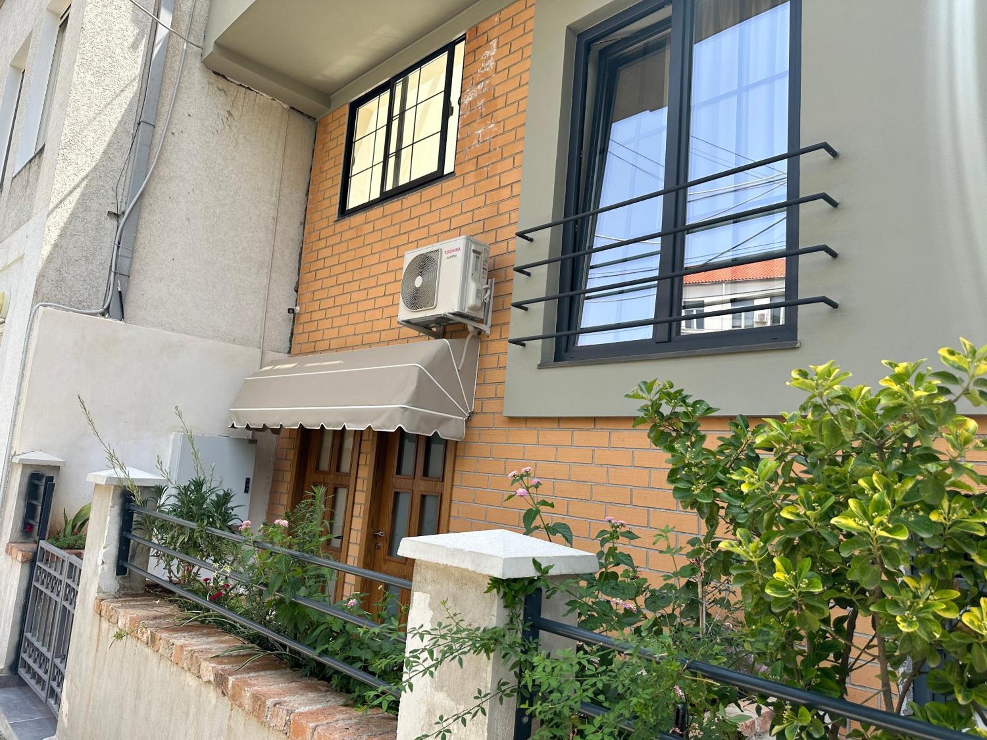 Central Comfort Suites Tiranë Eksteriør bilde